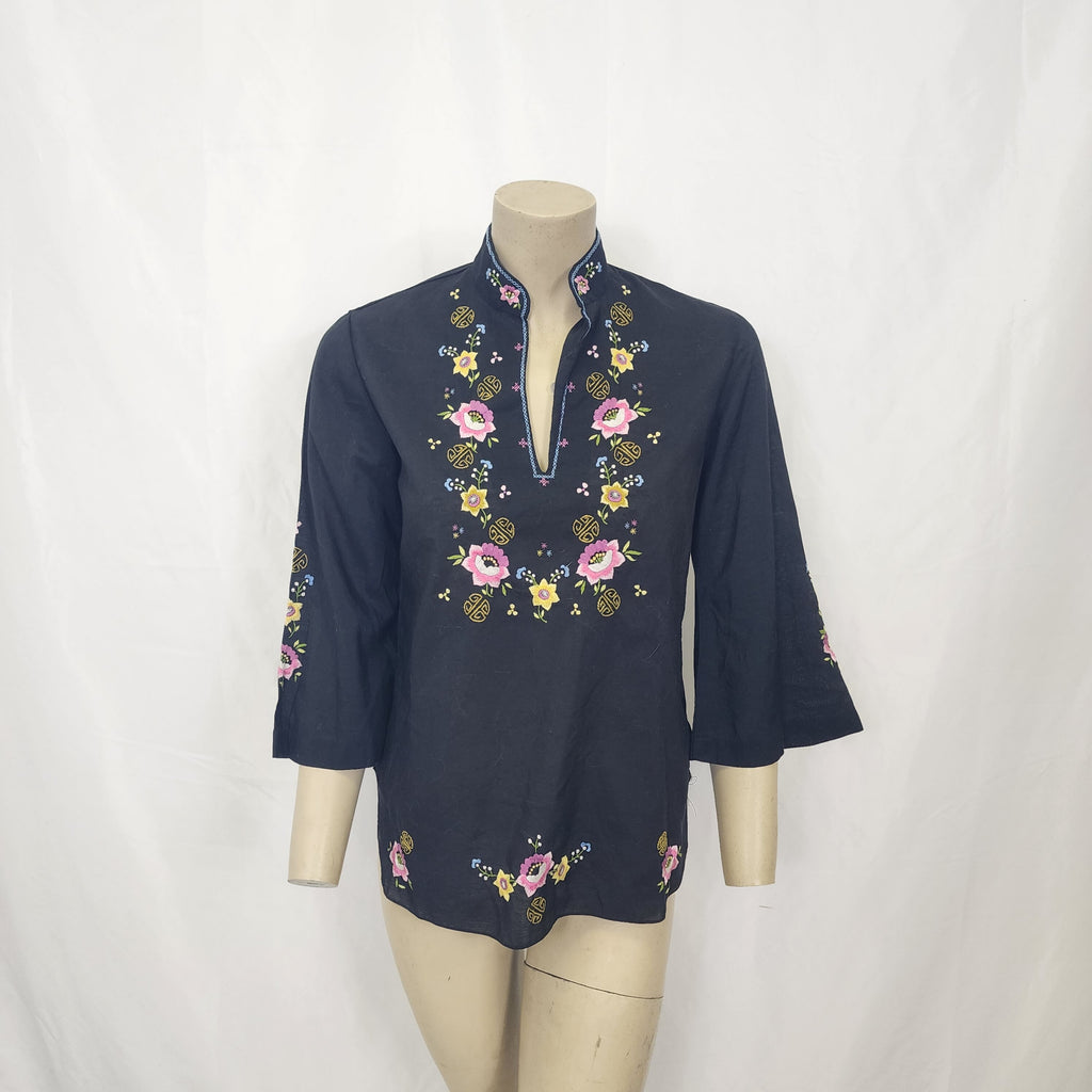 Lily Embroidered Top Vintage 1980s