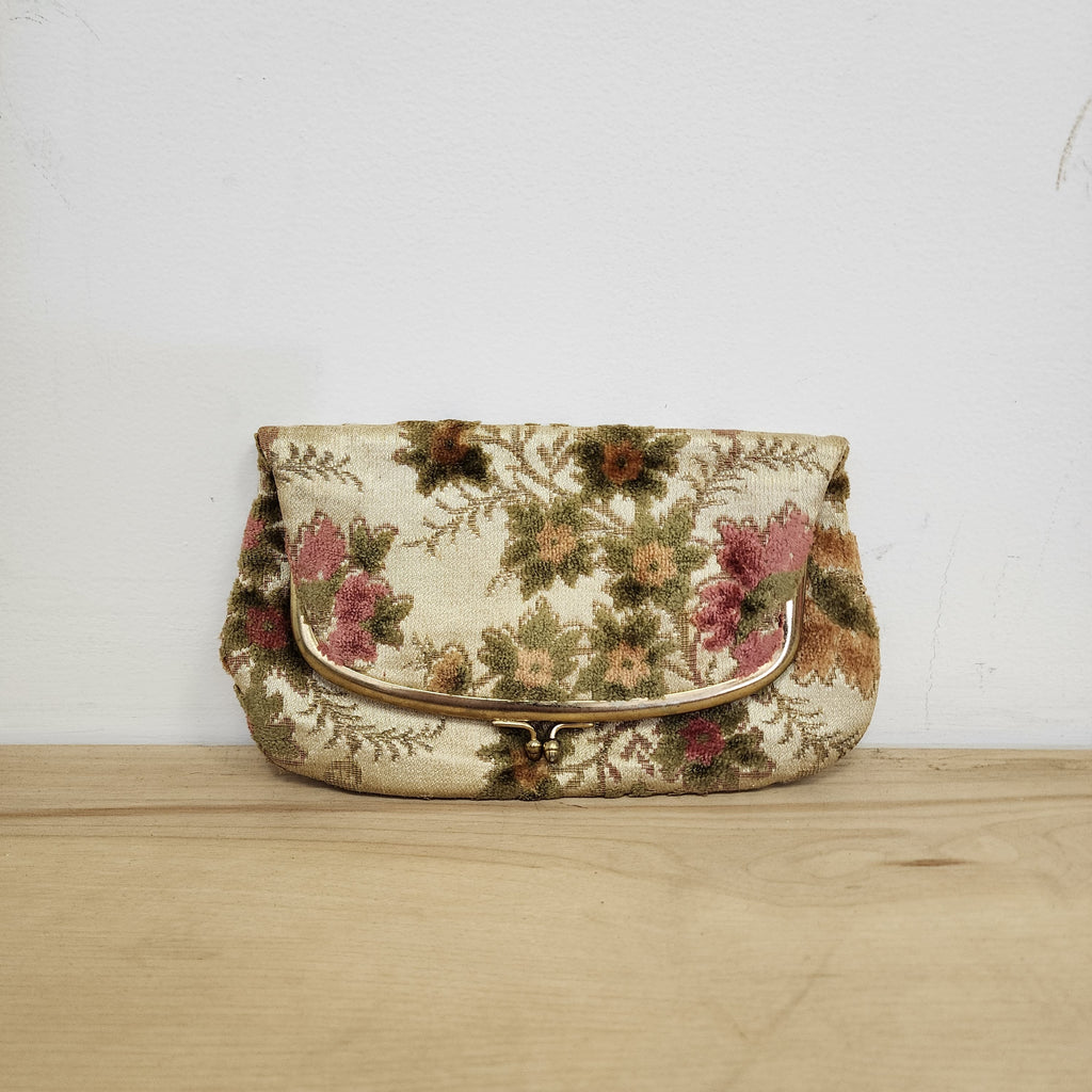 Vintage 1960s Tapisserie Clutch